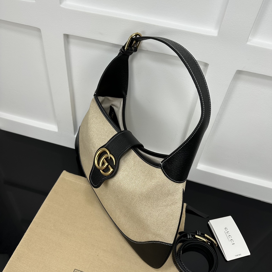 Gucci Hobo Bags